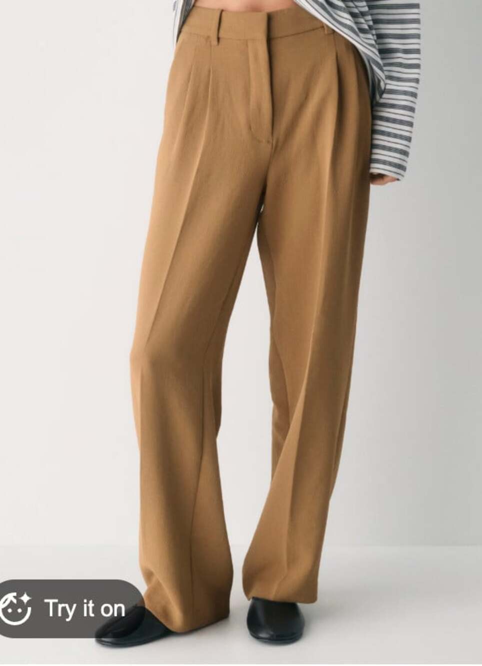 Aritzia The Effortless Pant Crepette in Bronze Camel Size 2 Wide Leg Trousers